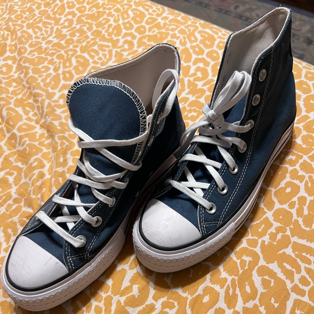 NEW Converse Women’s Platform High Top Chucks